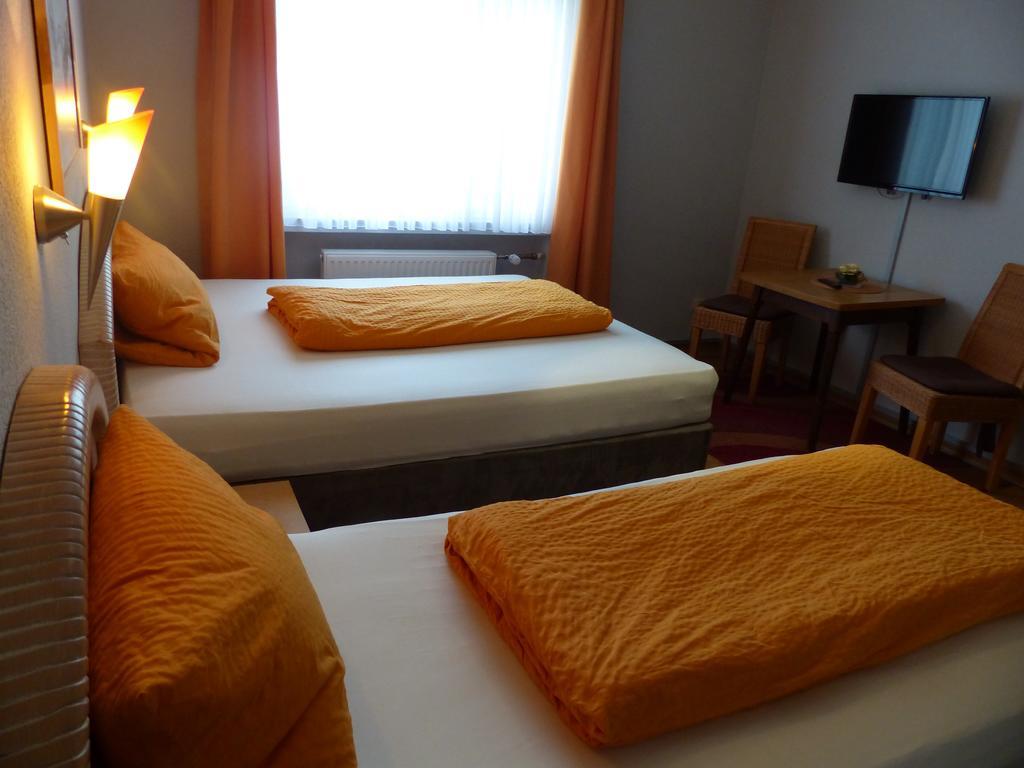 Hotel Haus Der Gastlichkeit Ratingen Zewnętrze zdjęcie
